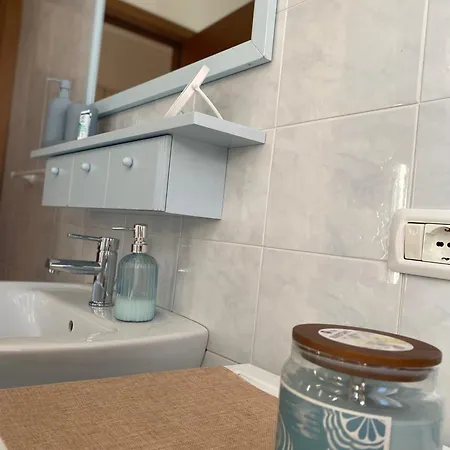 Anna Lungo Fiume - Maggiore Appartement