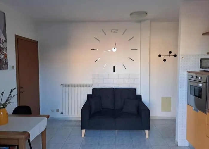 Anna Lungo Fiume - Maggiore *