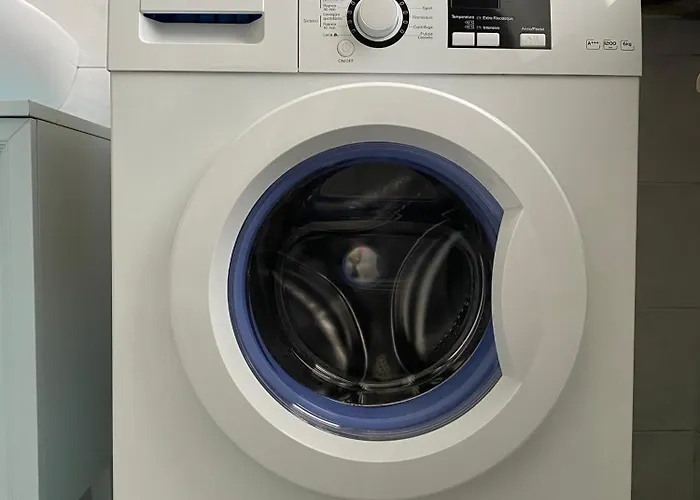 Anna Lungo Fiume - Maggiore Apartament *